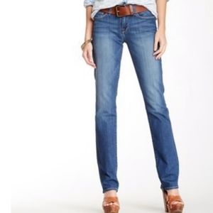 Lucky Brand Sofia Straight Distressed Light Wash Jeans Womens Size 14 / 32